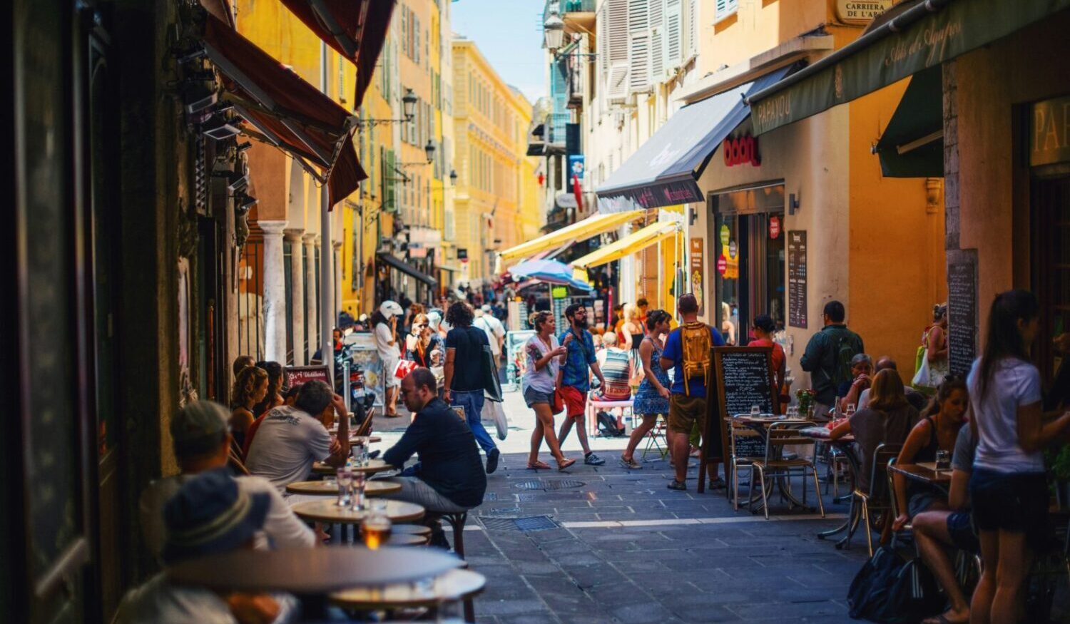 Outdoor cafes in Nice. Photo by Paul Rysz Outdoor cafes in Nice. Photo by Paul Rysz