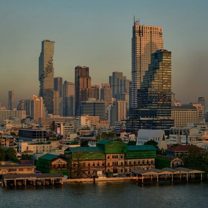 Sathorn business district Chong Nonsi Bangkok. Photo by Norbert Braun